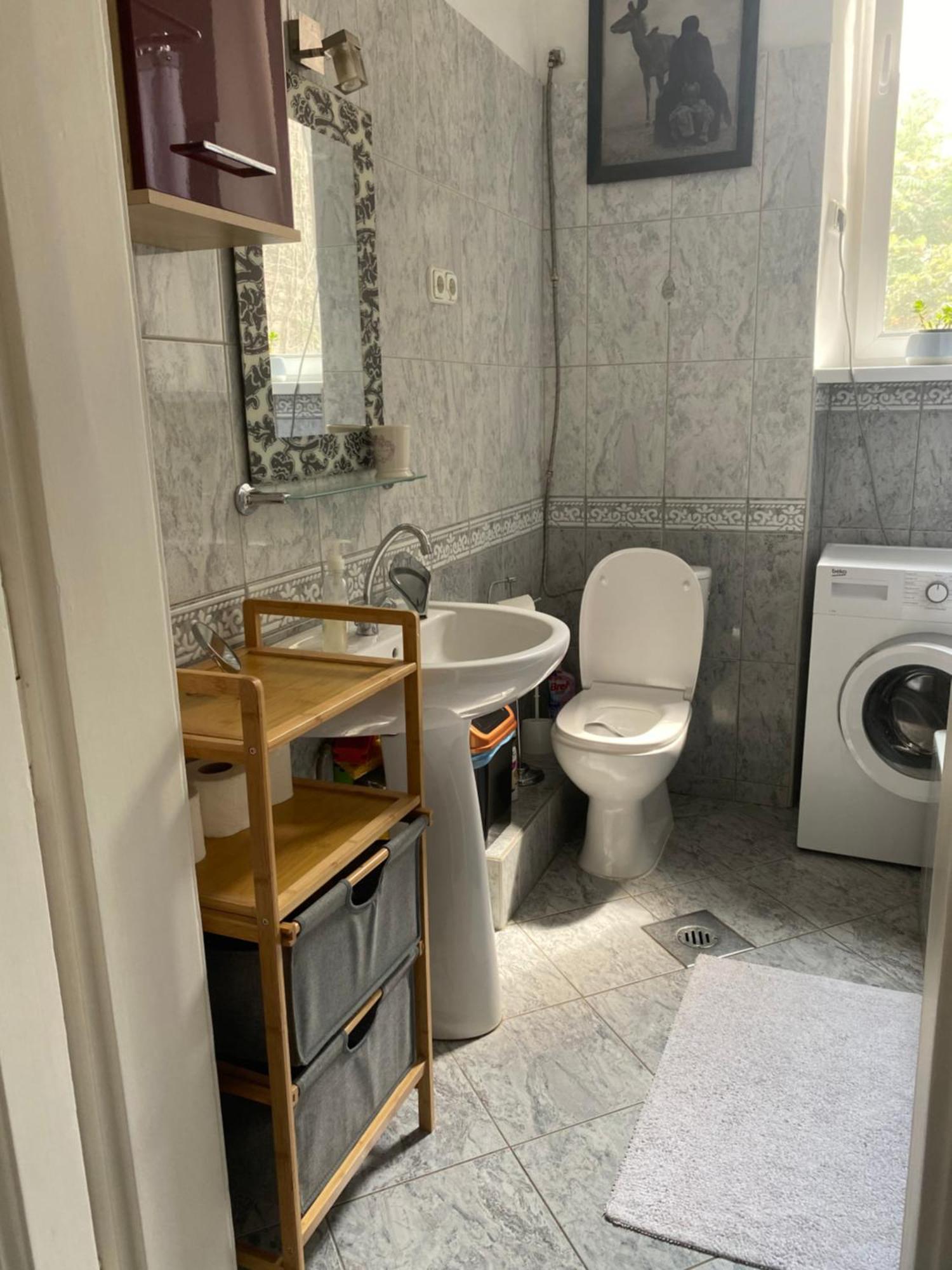 Budapest Oasis One Bedroom For Renting Luaran gambar